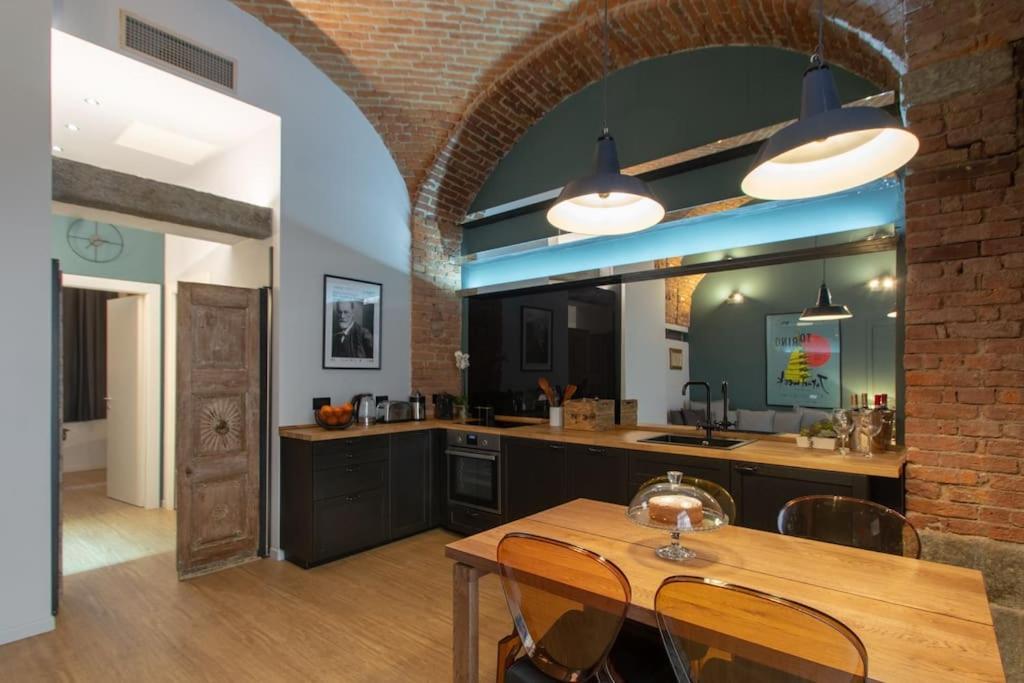 Casa Bellezia- Design E Storia Nel Cuore Di Torino Buitenkant foto